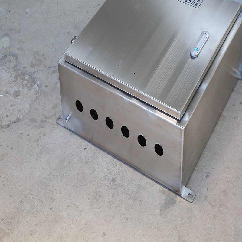 Galvanized Sheet Breakers And Distribution Panels 1600A
