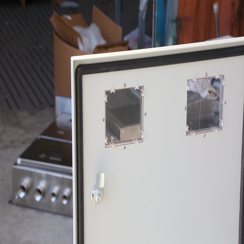 Outdoor Panel With Main Breaker 400A