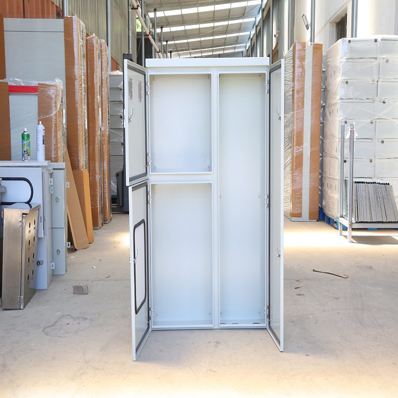 Outdoor Panel With Main Breaker 400A