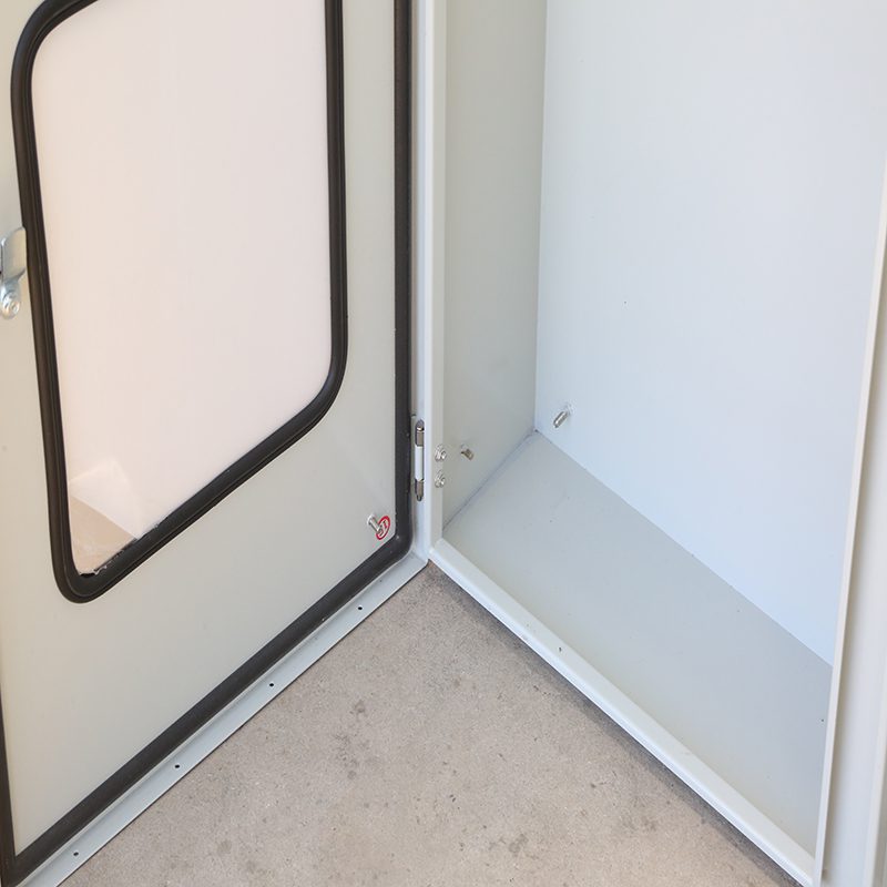 Outdoor Panel With Main Breaker 400A